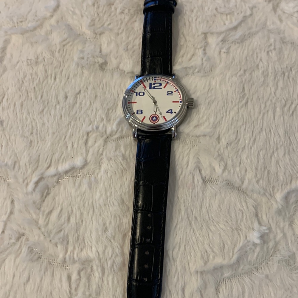 Marvel watch!!!‎ Working